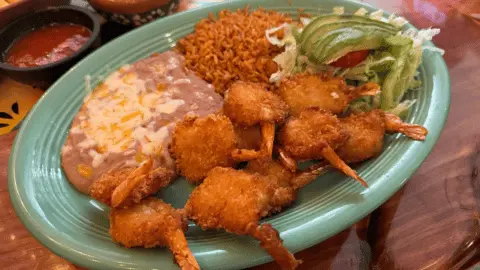 Camarones empanizado